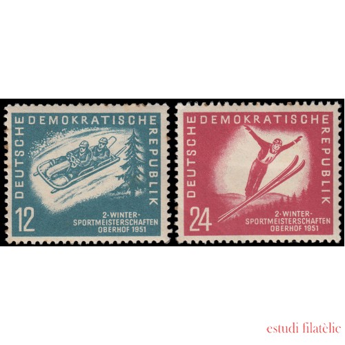 Alemania Oriental 32/33 1951 2º Campeonatos deportivos invierno-Oberhof  (fijasellos)