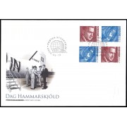 Suecia Sweden SPD FDC 2449/50 2005 Secrretario General de la ONU 1953-61 y bandera con emblema de la ONU Sobre primer día