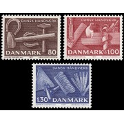 Dinamarca  Denmark 646/48 1977 Artesanía Herramientas MNH