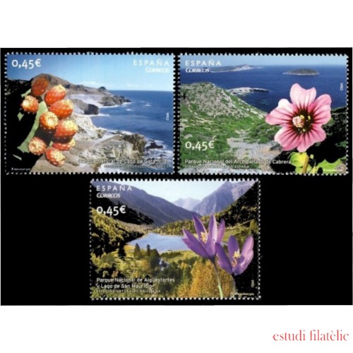 España Spain 4595/97 2010 Naturaleza Aigüestortes Archipiélago Cabrera Flora MNH