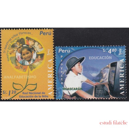 Upaep Perú 1431/32 2002 Flor estilizada Joven con un ordenador MNH